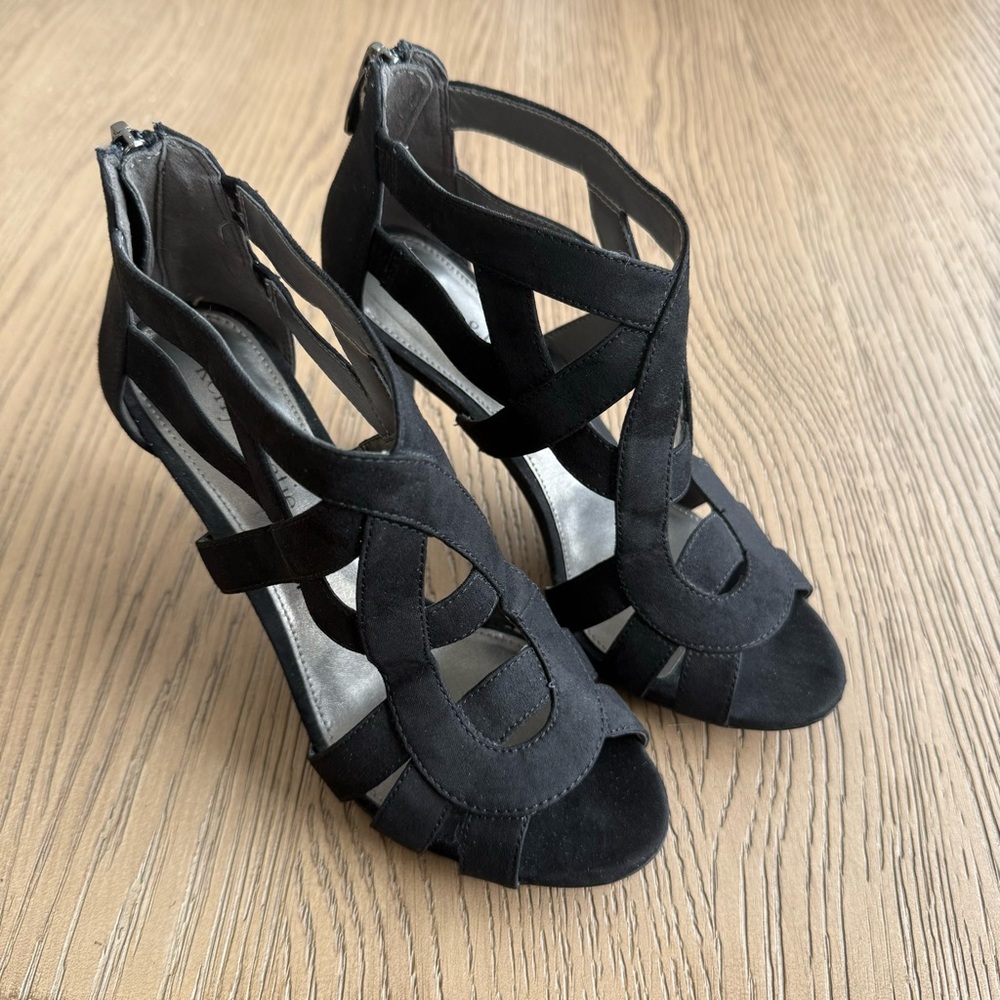 Kelly & Katie Caged Black Suede Heels Size 6